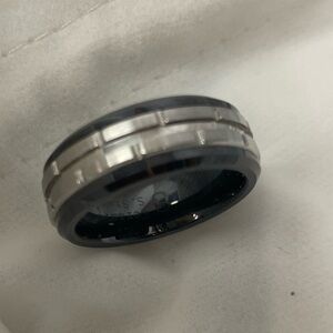 Mens Ceramic/Stainless Steel Size 9 wedding band ring brick pattern 2 toned